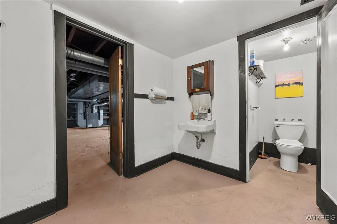 2824 Delaware Avenue, Tonawanda, New York 14217, Tonawanda, New York 14217, ,Commercial Lease,For Rent,2824 Delaware Avenue, Tonawanda, New York 14217,0,B1650324