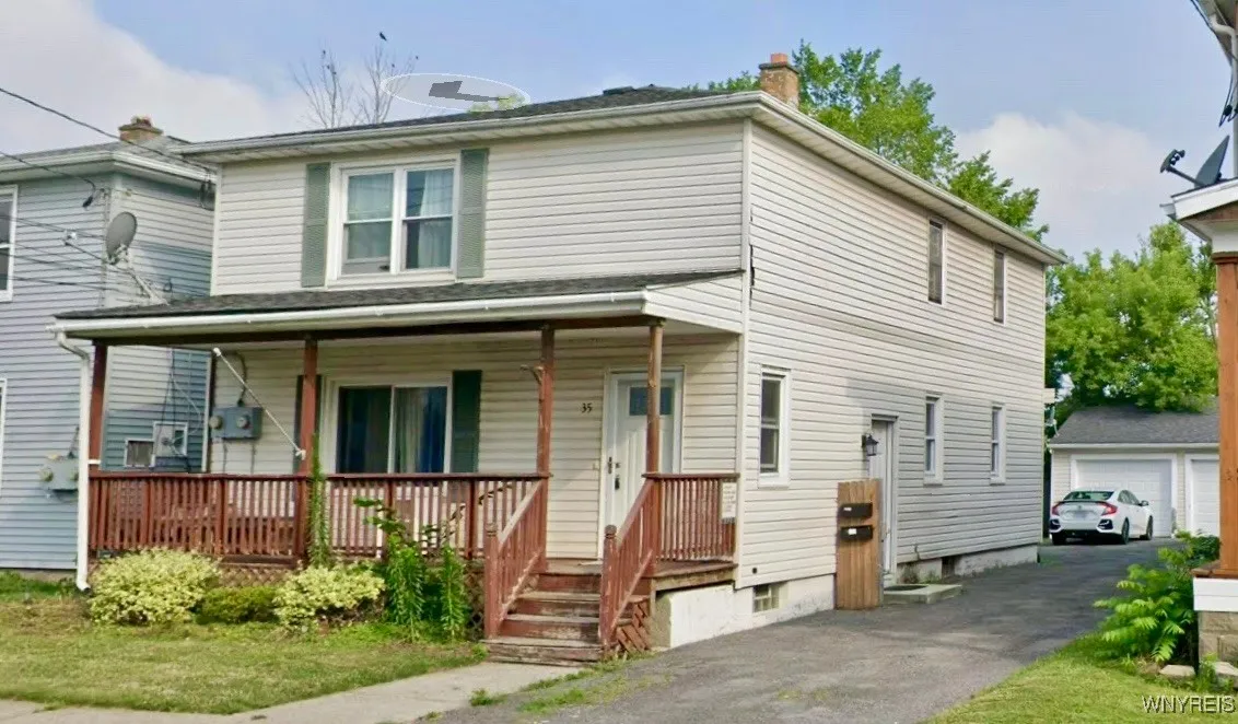 35 Park Avenue, Tonawanda, New York 14150, Tonawanda, New York 14150, 2 Bedrooms Bedrooms, 5 Rooms Rooms,1 BathroomBathrooms,Residential Lease,For Rent,35 Park Avenue, Tonawanda, New York 14150,0,B1648207