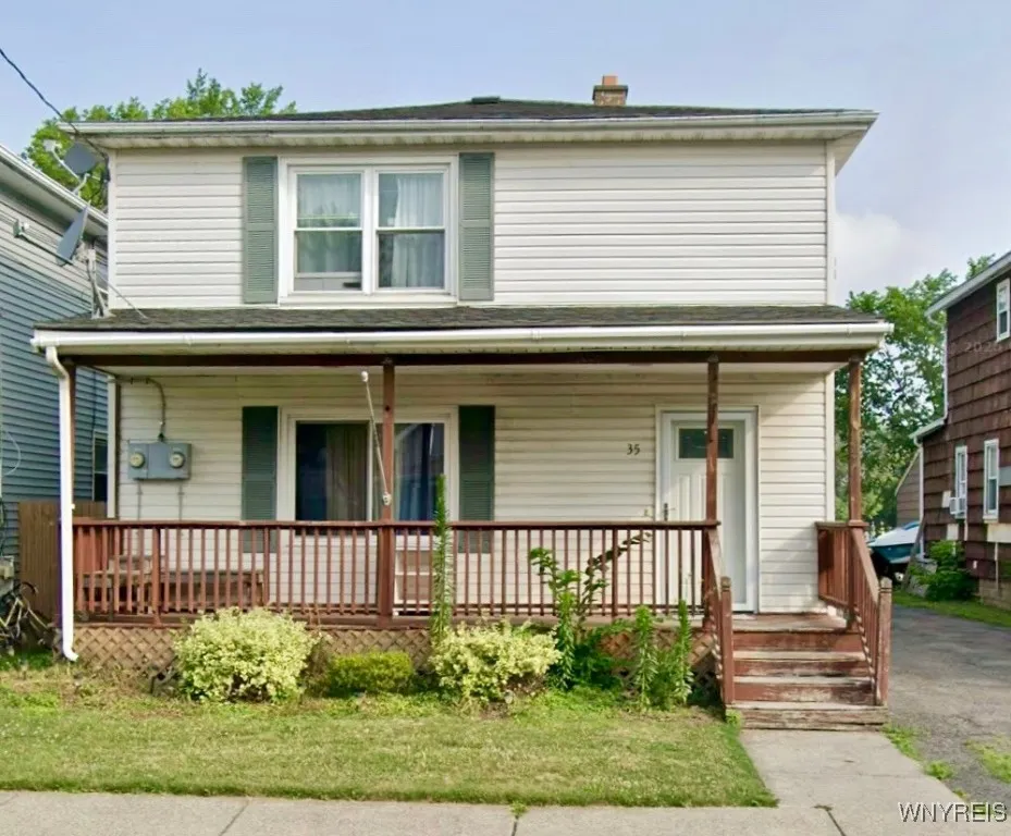 35 Park Avenue, Tonawanda, New York 14150, Tonawanda, New York 14150, 2 Bedrooms Bedrooms, 5 Rooms Rooms,1 BathroomBathrooms,Residential Lease,For Rent,35 Park Avenue, Tonawanda, New York 14150,0,B1648207