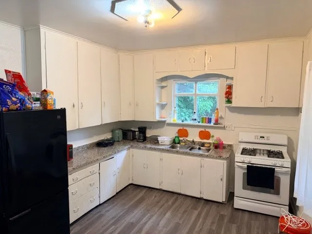 128 5th Street, Rochester, New York 14605, Rochester, New York 14605, 4 Bedrooms Bedrooms, 6 Rooms Rooms,1 BathroomBathrooms,Residential,For Sale,128 5th Street, Rochester, New York 14605,0,R1650232