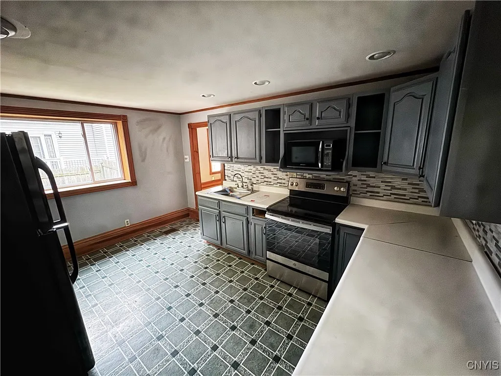 610 Franklin Street, Ogdensburg, New York 13669, Ogdensburg, New York 13669, 3 Bedrooms Bedrooms, 6 Rooms Rooms,2 BathroomsBathrooms,Residential,For Sale,610 Franklin Street, Ogdensburg, New York 13669,0,S1651621