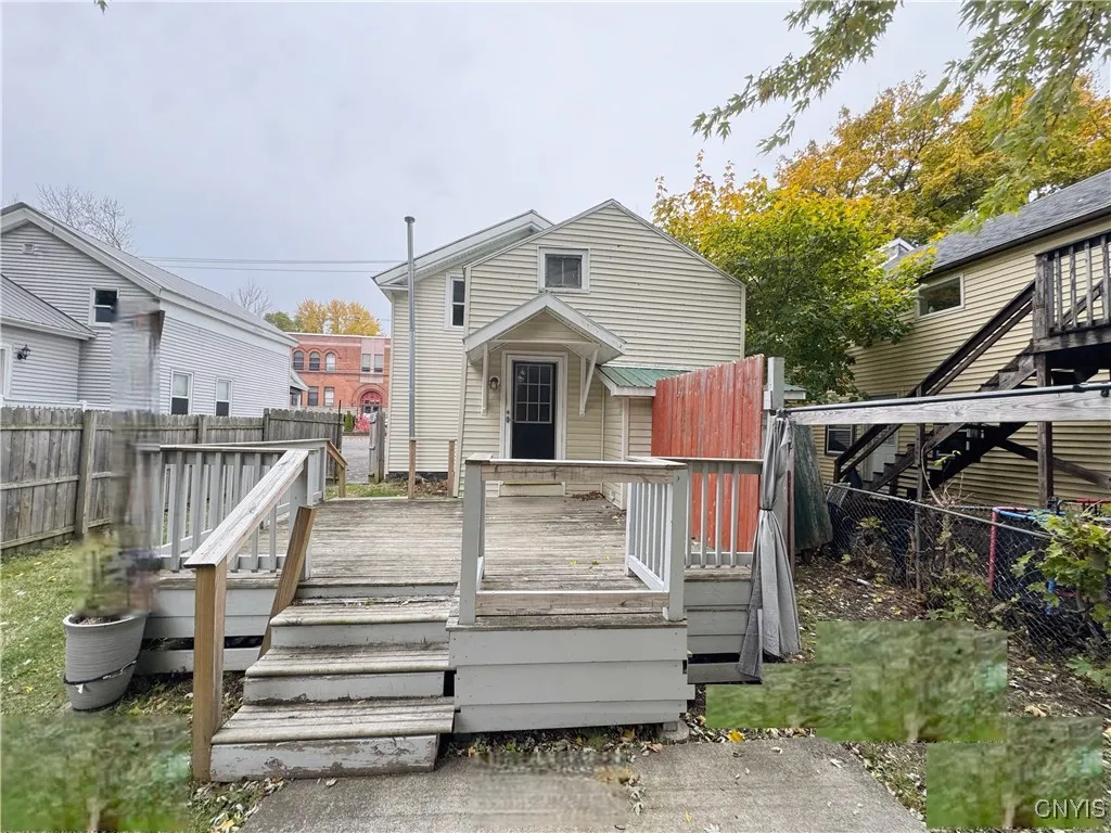 610 Franklin Street, Ogdensburg, New York 13669, Ogdensburg, New York 13669, 3 Bedrooms Bedrooms, 6 Rooms Rooms,2 BathroomsBathrooms,Residential,For Sale,610 Franklin Street, Ogdensburg, New York 13669,0,S1651621