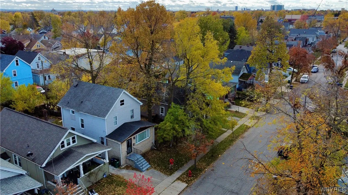 141 Westminster Avenue, Buffalo, New York 14215, Buffalo, New York 14215, 4 Bedrooms Bedrooms, 7 Rooms Rooms,1 BathroomBathrooms,Residential,For Sale,141 Westminster Avenue, Buffalo, New York 14215,0,B1651618
