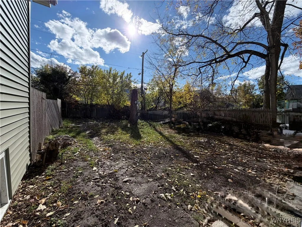 141 Westminster Avenue, Buffalo, New York 14215, Buffalo, New York 14215, 4 Bedrooms Bedrooms, 7 Rooms Rooms,1 BathroomBathrooms,Residential,For Sale,141 Westminster Avenue, Buffalo, New York 14215,0,B1651618