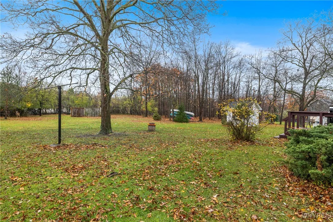 4139 Bain Parkway, Hamburg, New York 14219, Hamburg, New York 14219, 4 Bedrooms Bedrooms, 7 Rooms Rooms,2 BathroomsBathrooms,Residential,For Sale,4139 Bain Parkway, Hamburg, New York 14219,0,B1651498