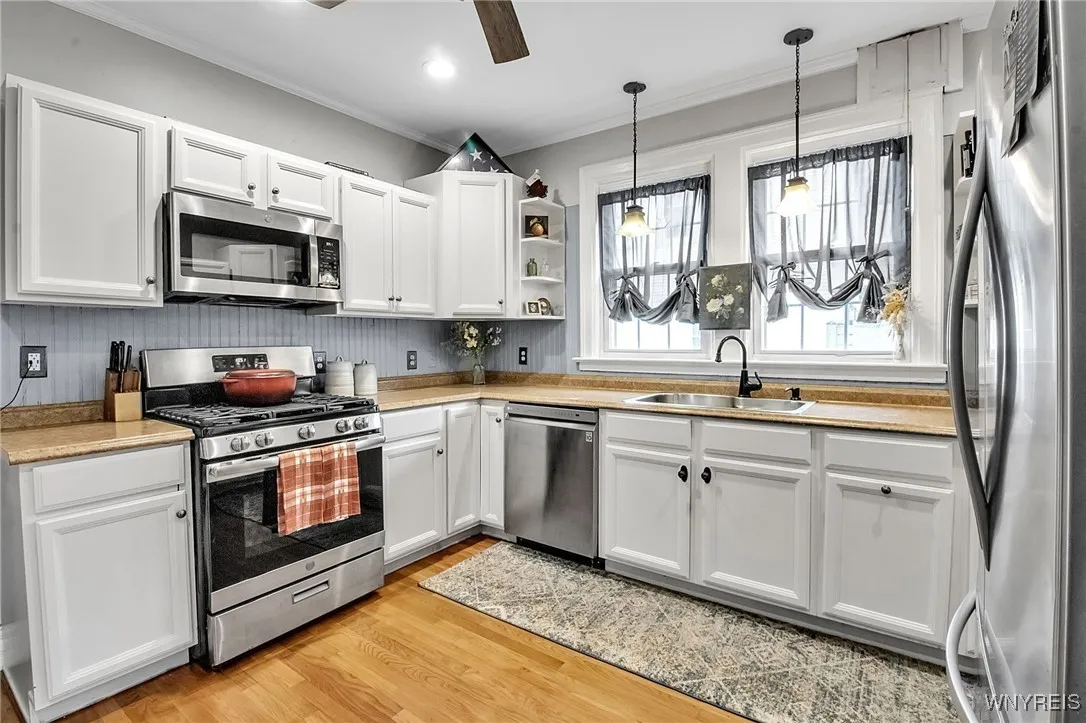 66 Highland Avenue, Hamburg, New York 14075, Hamburg, New York 14075, 4 Bedrooms Bedrooms, 9 Rooms Rooms,2 BathroomsBathrooms,Residential,For Sale,66 Highland Avenue, Hamburg, New York 14075,0,B1651542