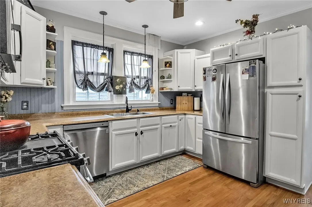 66 Highland Avenue, Hamburg, New York 14075, Hamburg, New York 14075, 4 Bedrooms Bedrooms, 9 Rooms Rooms,2 BathroomsBathrooms,Residential,For Sale,66 Highland Avenue, Hamburg, New York 14075,0,B1651542