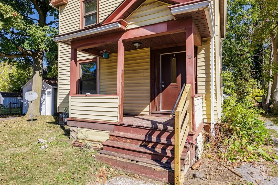 22 Starling Street, Rochester, New York 14613, Rochester, New York 14613, 4 Bedrooms Bedrooms, 9 Rooms Rooms,2 BathroomsBathrooms,Residential,For Sale,22 Starling Street, Rochester, New York 14613,0,R1650469