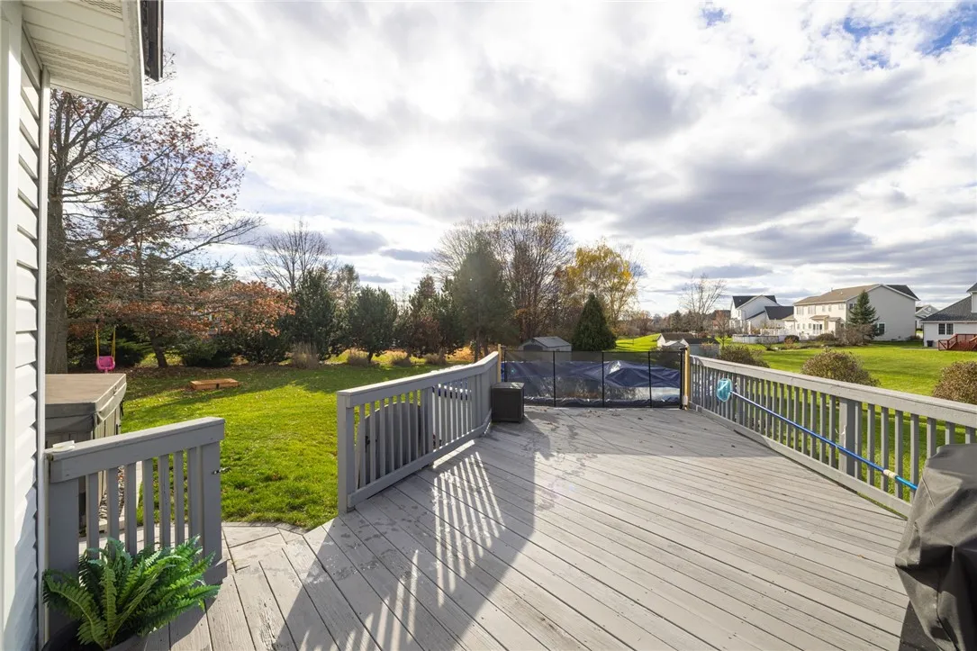 36 Rochelle Drive, Chili, New York 14428, Chili, New York 14428, 3 Bedrooms Bedrooms, 6 Rooms Rooms,2 BathroomsBathrooms,Residential,For Sale,36 Rochelle Drive, Chili, New York 14428,0,R1651632