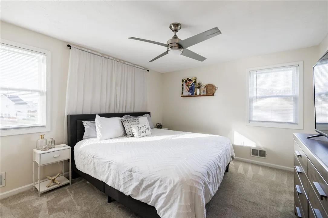 36 Rochelle Drive, Chili, New York 14428, Chili, New York 14428, 3 Bedrooms Bedrooms, 6 Rooms Rooms,2 BathroomsBathrooms,Residential,For Sale,36 Rochelle Drive, Chili, New York 14428,0,R1651632