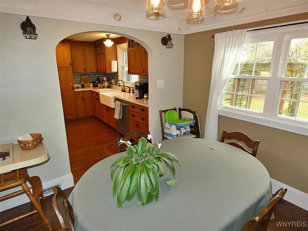 3685 South Hill Road, Hamburg, New York 14075, Hamburg, New York 14075, 3 Bedrooms Bedrooms, 8 Rooms Rooms,1 BathroomBathrooms,Residential,For Sale,3685 South Hill Road, Hamburg, New York 14075,0,B1651653