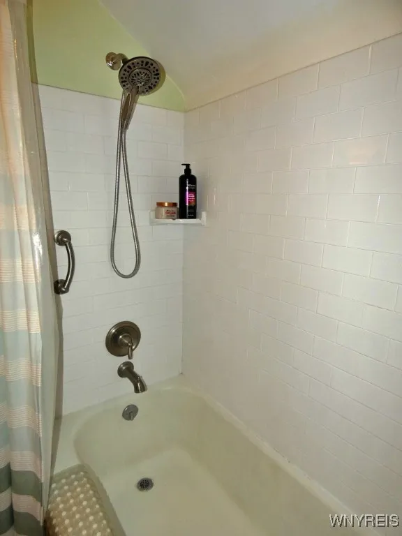 3685 South Hill Road, Hamburg, New York 14075, Hamburg, New York 14075, 3 Bedrooms Bedrooms, 8 Rooms Rooms,1 BathroomBathrooms,Residential,For Sale,3685 South Hill Road, Hamburg, New York 14075,0,B1651653