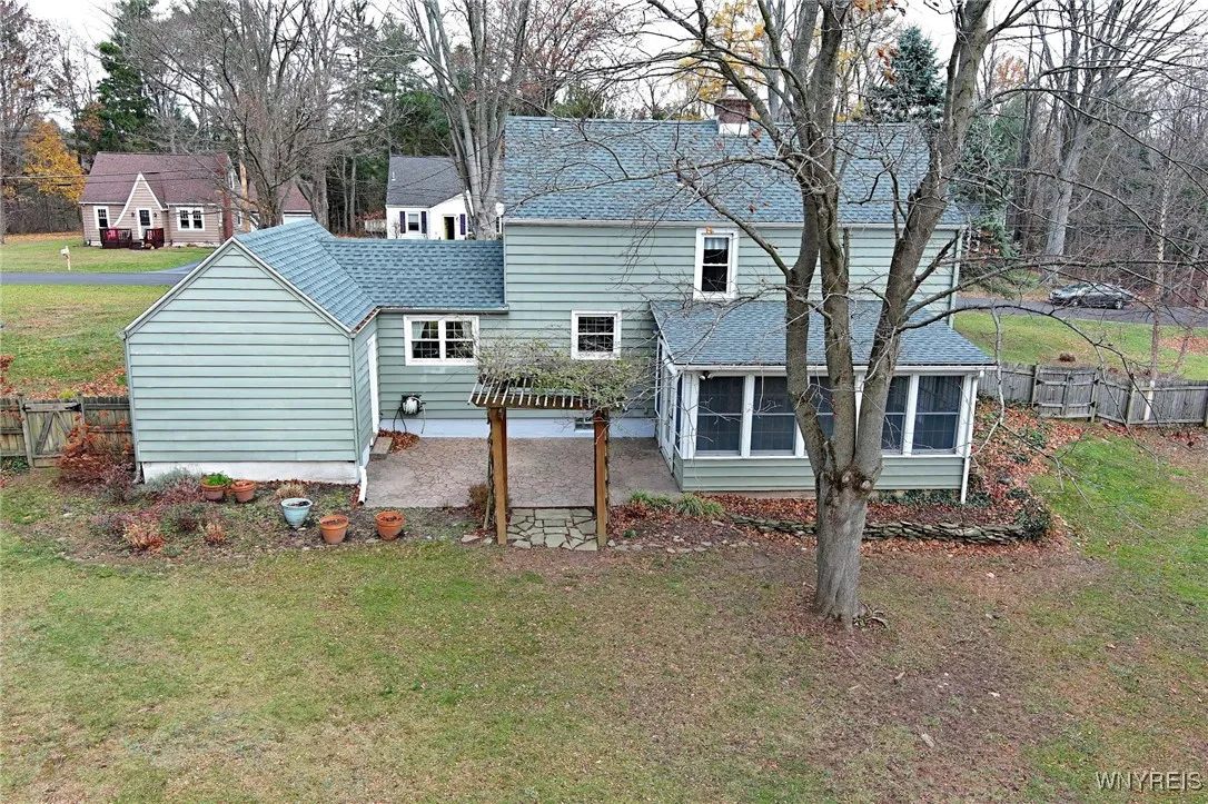 3685 South Hill Road, Hamburg, New York 14075, Hamburg, New York 14075, 3 Bedrooms Bedrooms, 8 Rooms Rooms,1 BathroomBathrooms,Residential,For Sale,3685 South Hill Road, Hamburg, New York 14075,0,B1651653
