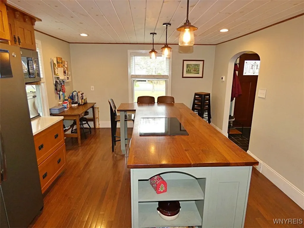 3685 South Hill Road, Hamburg, New York 14075, Hamburg, New York 14075, 3 Bedrooms Bedrooms, 8 Rooms Rooms,1 BathroomBathrooms,Residential,For Sale,3685 South Hill Road, Hamburg, New York 14075,0,B1651653