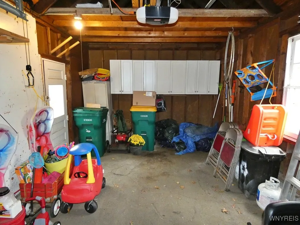 3685 South Hill Road, Hamburg, New York 14075, Hamburg, New York 14075, 3 Bedrooms Bedrooms, 8 Rooms Rooms,1 BathroomBathrooms,Residential,For Sale,3685 South Hill Road, Hamburg, New York 14075,0,B1651653