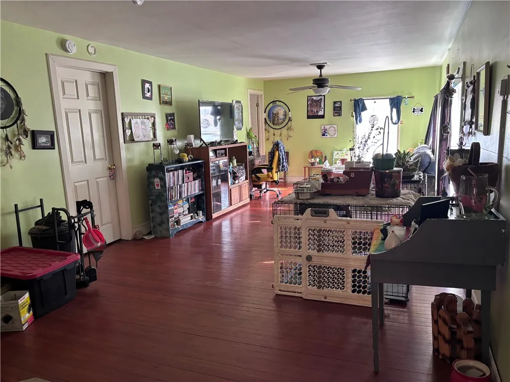 7870 North Main Street, Springwater, New York 1456, Springwater, New York 14560, 3 Bedrooms Bedrooms, 6 Rooms Rooms,1 BathroomBathrooms,Residential,For Sale,7870 North Main Street, Springwater, New York 1456,0,R1651501