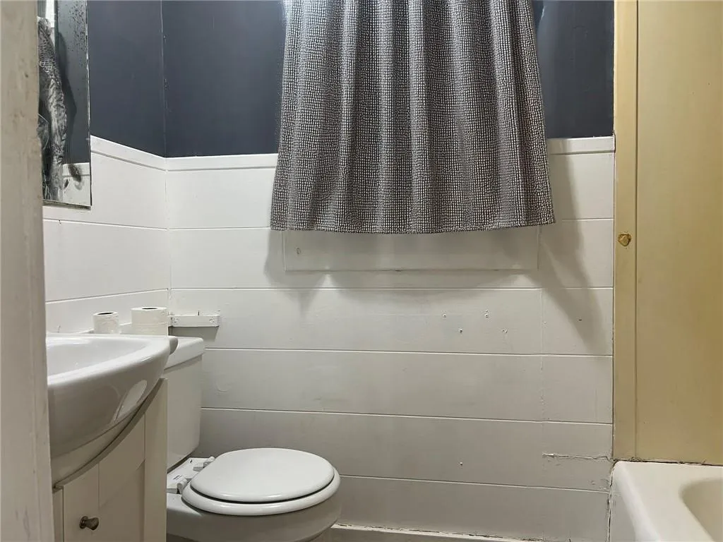 83 Warner Street, Rochester, New York 14606, Rochester, New York 14606, 4 Bedrooms Bedrooms, ,2 BathroomsBathrooms,Residential,For Sale,83 Warner Street, Rochester, New York 14606,0,R1651551