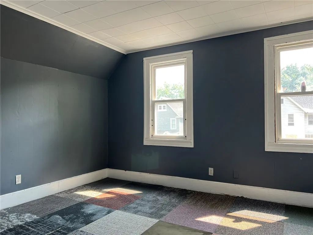 83 Warner Street, Rochester, New York 14606, Rochester, New York 14606, 4 Bedrooms Bedrooms, ,2 BathroomsBathrooms,Residential,For Sale,83 Warner Street, Rochester, New York 14606,0,R1651551