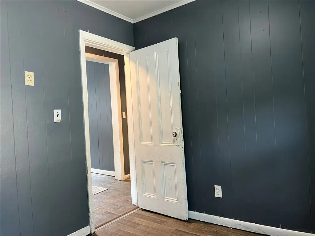 83 Warner Street, Rochester, New York 14606, Rochester, New York 14606, 4 Bedrooms Bedrooms, ,2 BathroomsBathrooms,Residential,For Sale,83 Warner Street, Rochester, New York 14606,0,R1651551