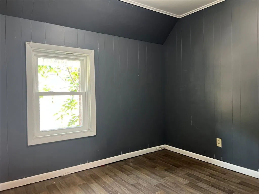 83 Warner Street, Rochester, New York 14606, Rochester, New York 14606, 4 Bedrooms Bedrooms, ,2 BathroomsBathrooms,Residential,For Sale,83 Warner Street, Rochester, New York 14606,0,R1651551