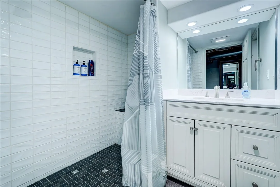 17 Chenin Run, Perinton, New York 14450, Perinton, New York 14450, 3 Bedrooms Bedrooms, 8 Rooms Rooms,2 BathroomsBathrooms,Residential,For Sale,17 Chenin Run, Perinton, New York 14450,0,R1651552