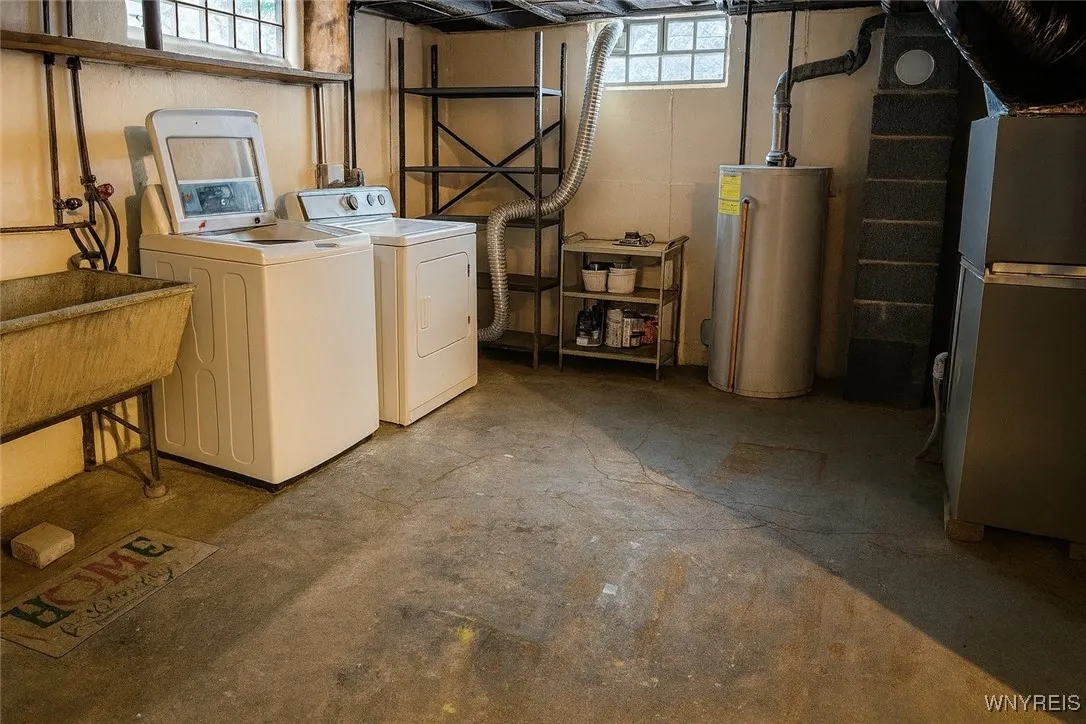 2650 Eggert Road, Tonawanda, New York 14150, Tonawanda, New York 14150, 3 Bedrooms Bedrooms, 5 Rooms Rooms,1 BathroomBathrooms,Residential Lease,For Rent,2650 Eggert Road, Tonawanda, New York 14150,0,B1651562