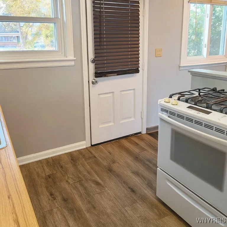 2650 Eggert Road, Tonawanda, New York 14150, Tonawanda, New York 14150, 3 Bedrooms Bedrooms, 5 Rooms Rooms,1 BathroomBathrooms,Residential Lease,For Rent,2650 Eggert Road, Tonawanda, New York 14150,0,B1651562