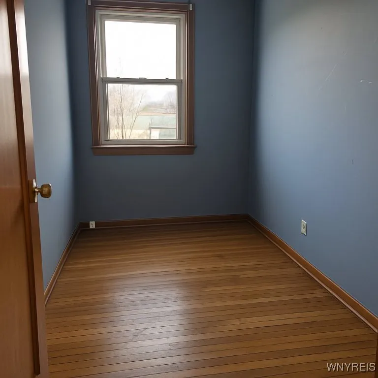 2650 Eggert Road, Tonawanda, New York 14150, Tonawanda, New York 14150, 3 Bedrooms Bedrooms, 5 Rooms Rooms,1 BathroomBathrooms,Residential Lease,For Rent,2650 Eggert Road, Tonawanda, New York 14150,0,B1651562