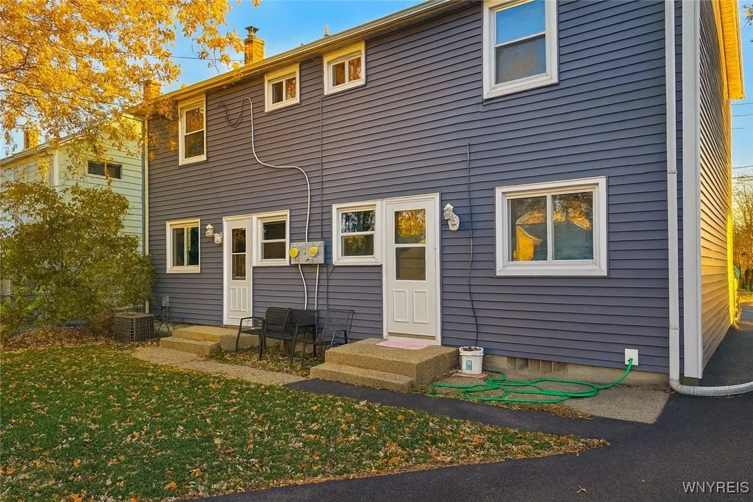 2650 Eggert Road, Tonawanda, New York 14150, Tonawanda, New York 14150, 3 Bedrooms Bedrooms, 5 Rooms Rooms,1 BathroomBathrooms,Residential Lease,For Rent,2650 Eggert Road, Tonawanda, New York 14150,0,B1651562