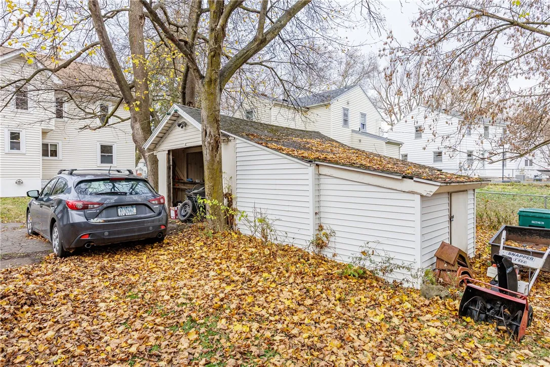 150 Meadow Drive, Brighton, New York 14618, Brighton, New York 14618, 3 Bedrooms Bedrooms, 7 Rooms Rooms,1 BathroomBathrooms,Residential,For Sale,150 Meadow Drive, Brighton, New York 14618,0,R1651266