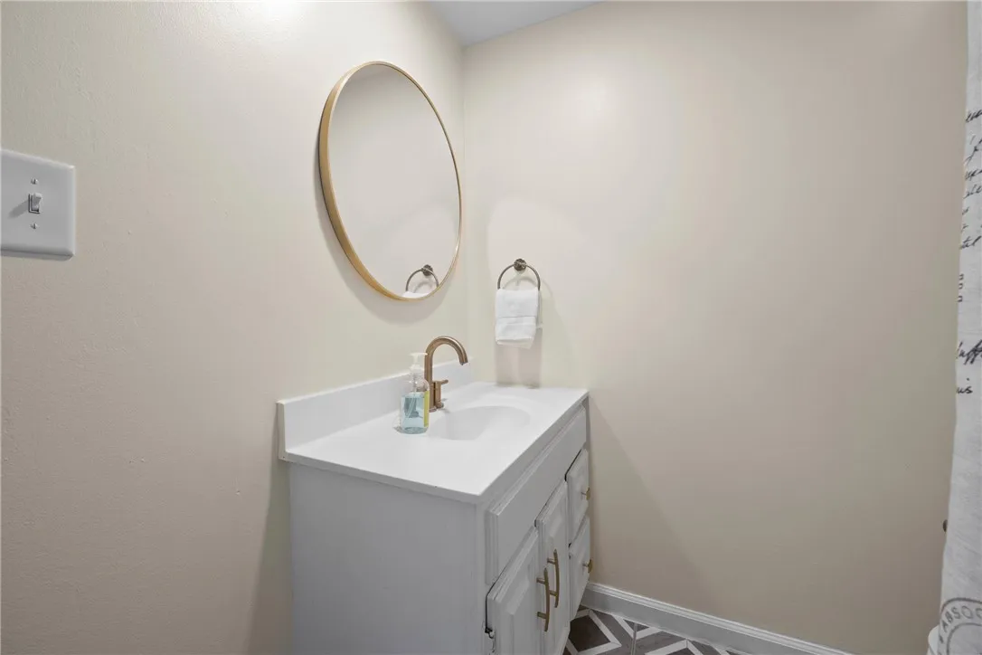 1744 State Route 5 And 20, Geneva Town, New York 1, Geneva Town, New York 14456, 9 Rooms Rooms,Commercial Sale,For Sale,1744 State Route 5 And 20, Geneva Town, New York 1,0,R1651698