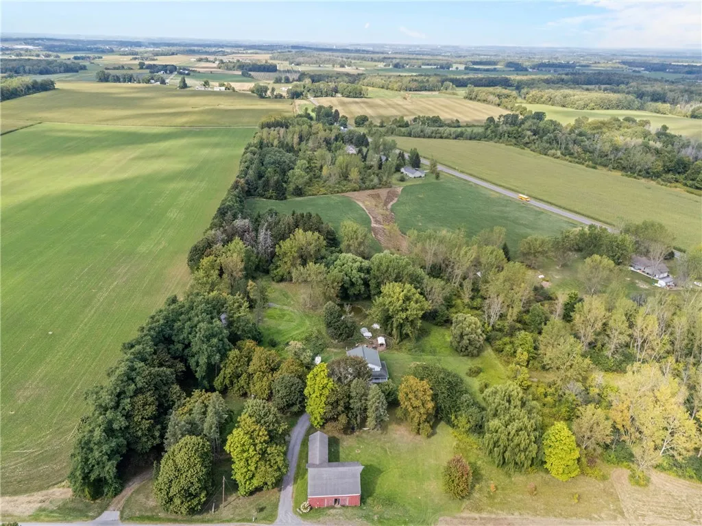 1744 State Route 5 And 20, Geneva Town, New York 1, Geneva Town, New York 14456, 9 Rooms Rooms,Commercial Sale,For Sale,1744 State Route 5 And 20, Geneva Town, New York 1,0,R1651698