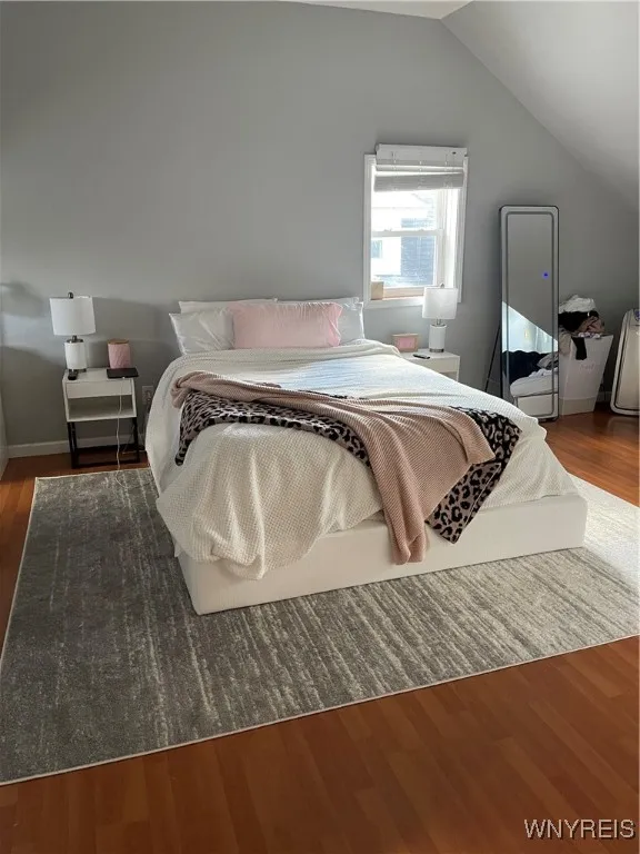 4890 Lakeshore, Hamburg, New York 14075, Hamburg, New York 14075, 1 Bedroom Bedrooms, 3 Rooms Rooms,1 BathroomBathrooms,Residential Lease,For Rent,4890 Lakeshore, Hamburg, New York 14075,0,B1650893