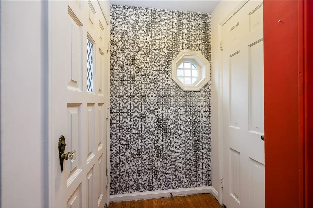 131 Langford Road, Rochester, New York 14615, Rochester, New York 14615, 2 Bedrooms Bedrooms, 4 Rooms Rooms,1 BathroomBathrooms,Residential,For Sale,131 Langford Road, Rochester, New York 14615,0,R1647505