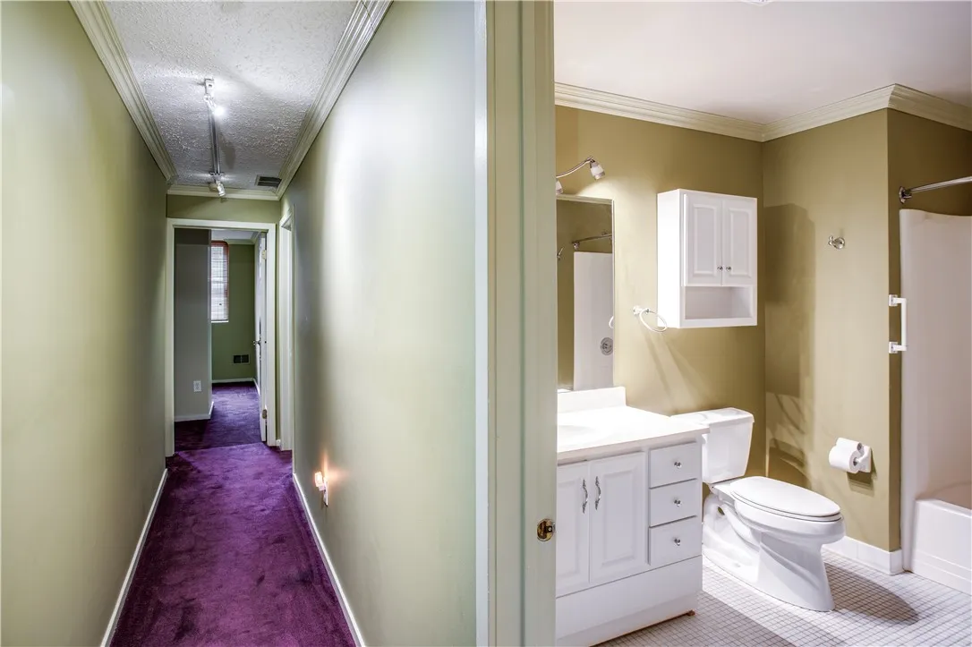 270 Latta Road Un113, Rochester, New York 14612, Rochester, New York 14612, 2 Bedrooms Bedrooms, 6 Rooms Rooms,1 BathroomBathrooms,Residential,For Sale,270 Latta Road Un113, Rochester, New York 14612,0,R1651718