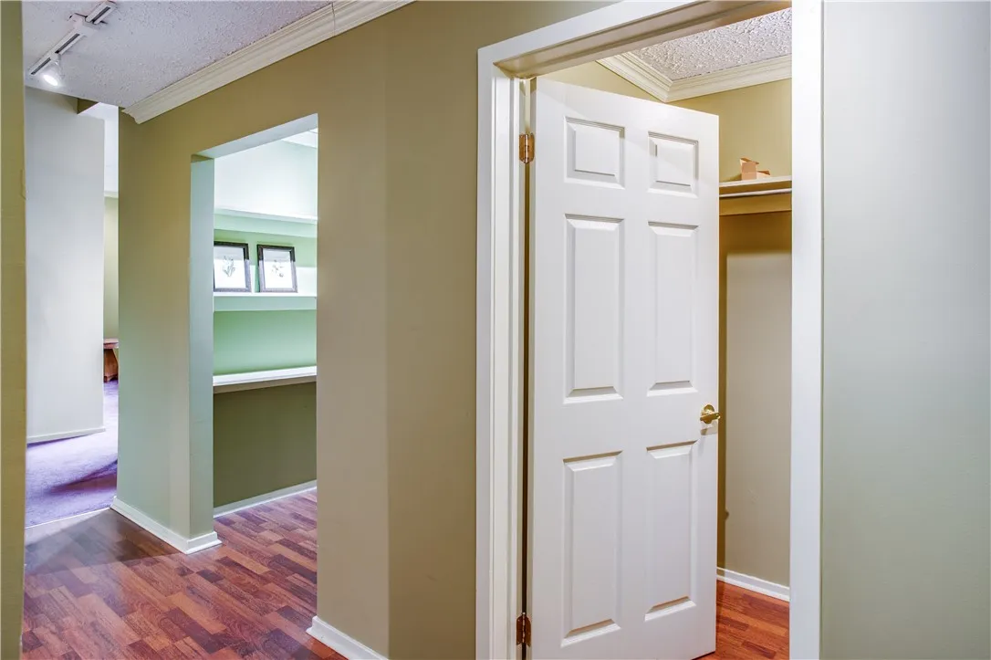 270 Latta Road Un113, Rochester, New York 14612, Rochester, New York 14612, 2 Bedrooms Bedrooms, 6 Rooms Rooms,1 BathroomBathrooms,Residential,For Sale,270 Latta Road Un113, Rochester, New York 14612,0,R1651718