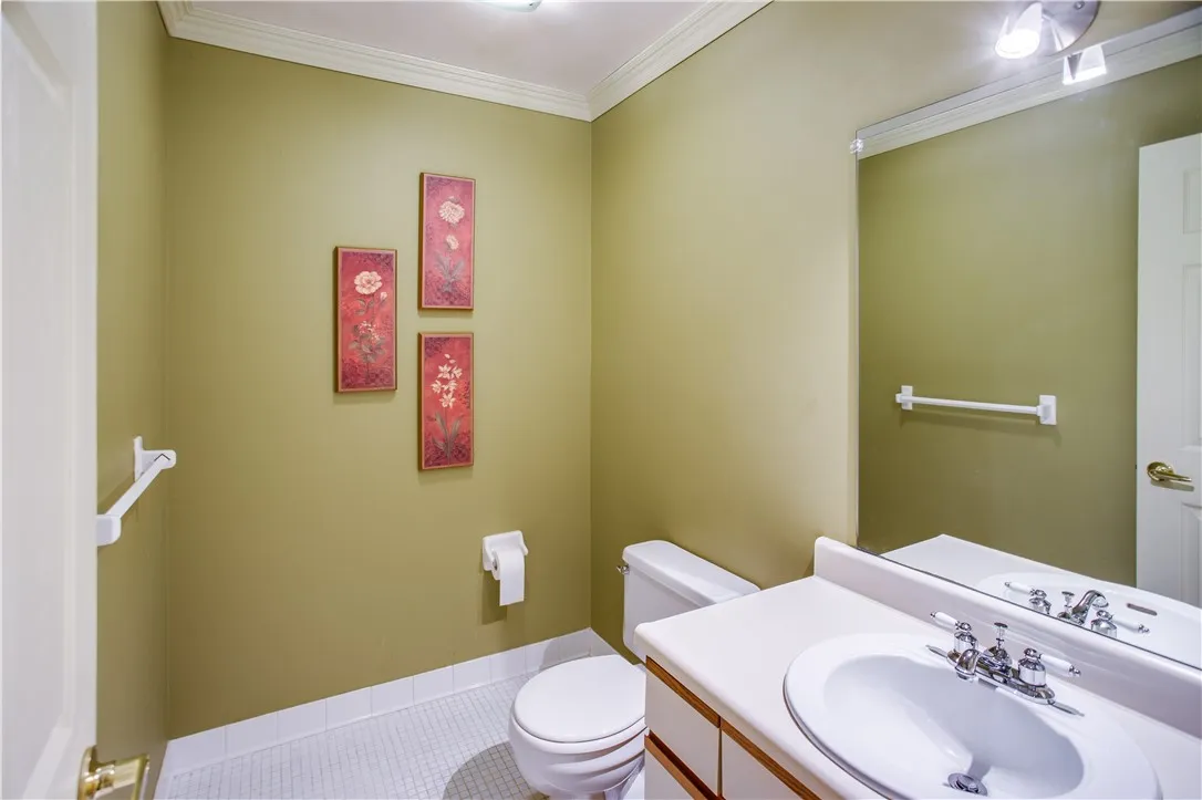 270 Latta Road Un113, Rochester, New York 14612, Rochester, New York 14612, 2 Bedrooms Bedrooms, 6 Rooms Rooms,1 BathroomBathrooms,Residential,For Sale,270 Latta Road Un113, Rochester, New York 14612,0,R1651718