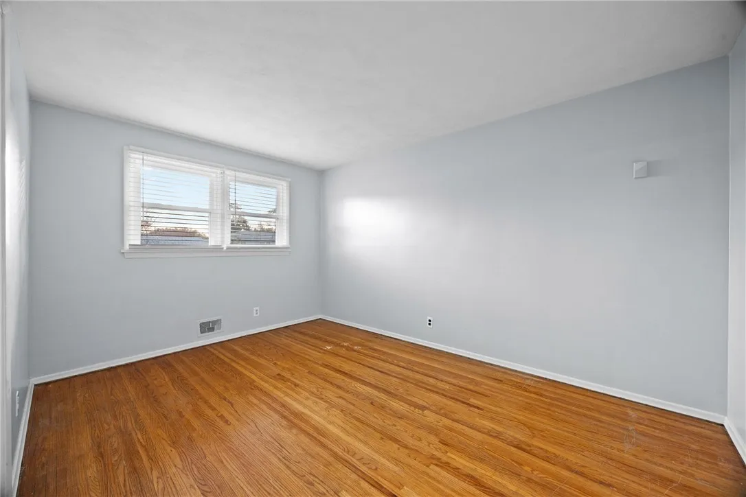 1145 Whitlock Road, Irondequoit, New York 14609, Irondequoit, New York 14609, 3 Bedrooms Bedrooms, 6 Rooms Rooms,1 BathroomBathrooms,Residential,For Sale,1145 Whitlock Road, Irondequoit, New York 14609,0,R1644569