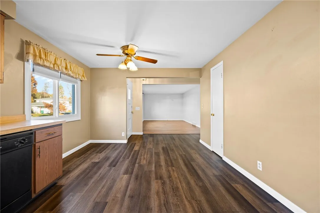 1145 Whitlock Road, Irondequoit, New York 14609, Irondequoit, New York 14609, 3 Bedrooms Bedrooms, 6 Rooms Rooms,1 BathroomBathrooms,Residential,For Sale,1145 Whitlock Road, Irondequoit, New York 14609,0,R1644569