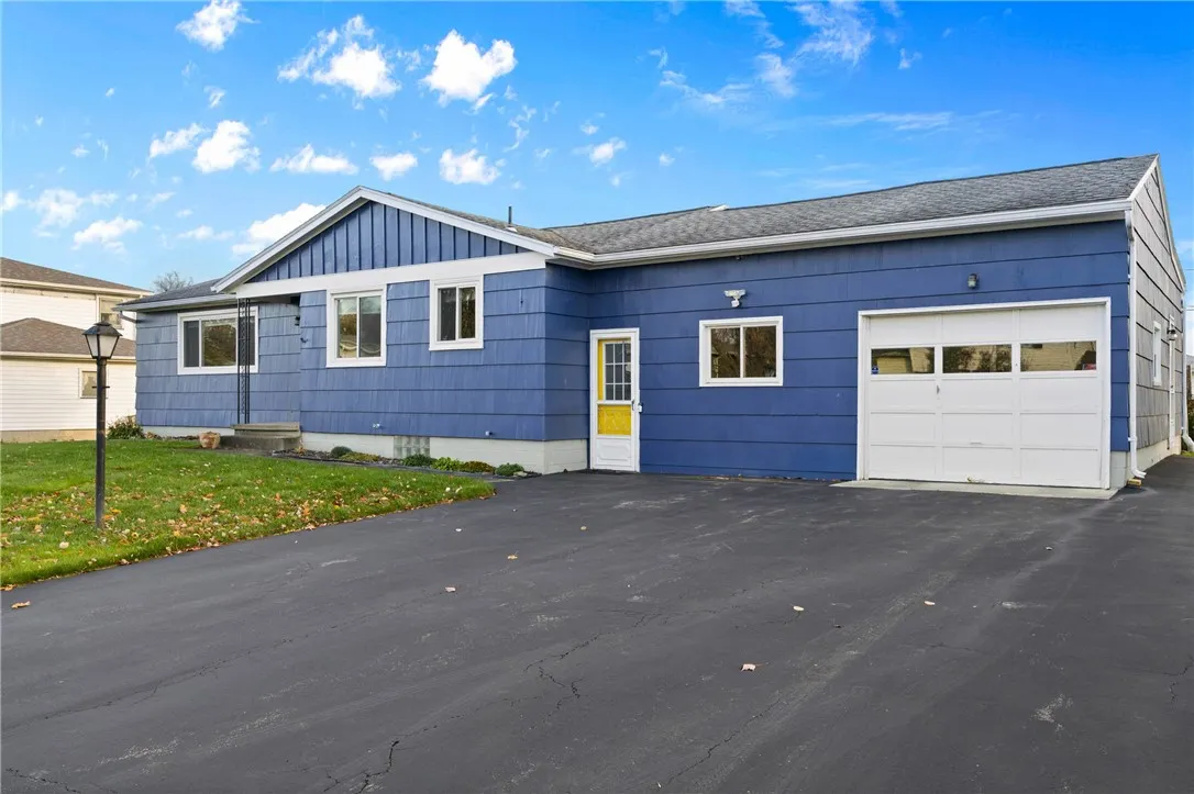 1145 Whitlock Road, Irondequoit, New York 14609, Irondequoit, New York 14609, 3 Bedrooms Bedrooms, 6 Rooms Rooms,1 BathroomBathrooms,Residential,For Sale,1145 Whitlock Road, Irondequoit, New York 14609,0,R1644569