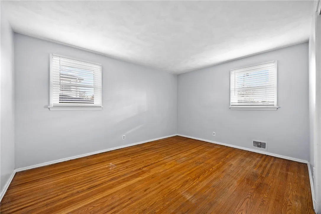 1145 Whitlock Road, Irondequoit, New York 14609, Irondequoit, New York 14609, 3 Bedrooms Bedrooms, 6 Rooms Rooms,1 BathroomBathrooms,Residential,For Sale,1145 Whitlock Road, Irondequoit, New York 14609,0,R1644569