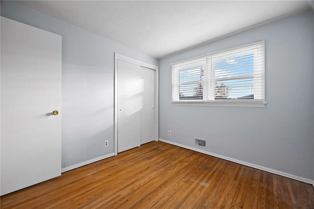 1145 Whitlock Road, Irondequoit, New York 14609, Irondequoit, New York 14609, 3 Bedrooms Bedrooms, 6 Rooms Rooms,1 BathroomBathrooms,Residential,For Sale,1145 Whitlock Road, Irondequoit, New York 14609,0,R1644569