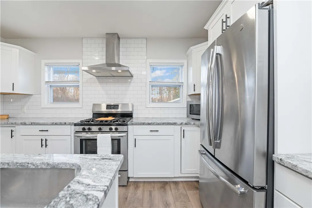 55 Orchard Street, Webster, New York 14580, Webster, New York 14580, 3 Bedrooms Bedrooms, 7 Rooms Rooms,2 BathroomsBathrooms,Residential,For Sale,55 Orchard Street, Webster, New York 14580,0,R1651308