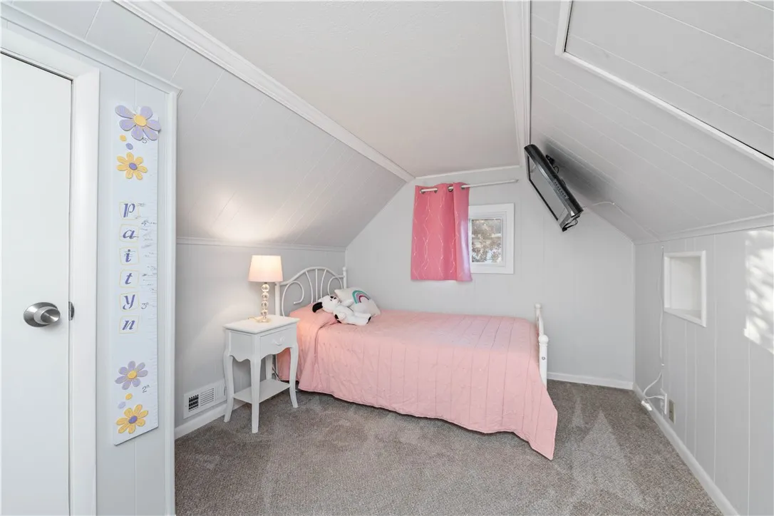 55 Orchard Street, Webster, New York 14580, Webster, New York 14580, 3 Bedrooms Bedrooms, 7 Rooms Rooms,2 BathroomsBathrooms,Residential,For Sale,55 Orchard Street, Webster, New York 14580,0,R1651308