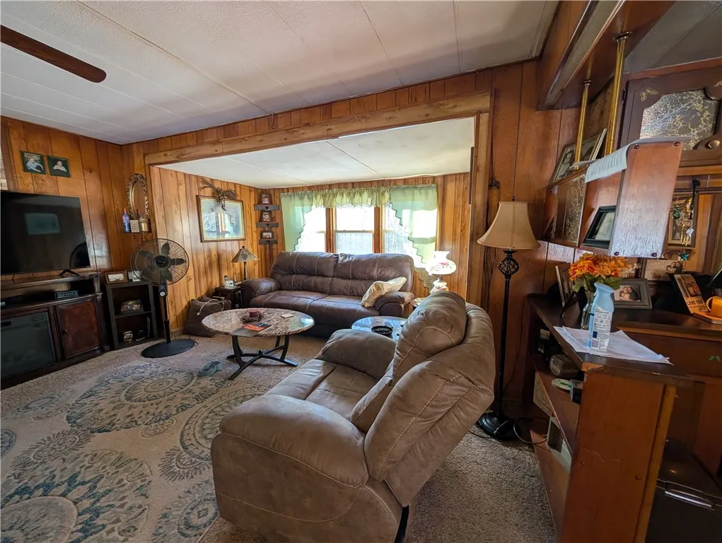 210 Summit Road, Foster Town, Pennsylvania 16701, Foster Town, Pennsylvania 16701, 2 Bedrooms Bedrooms, 5 Rooms Rooms,1 BathroomBathrooms,Residential,For Sale,210 Summit Road, Foster Town, Pennsylvania 16701,0,R1651713