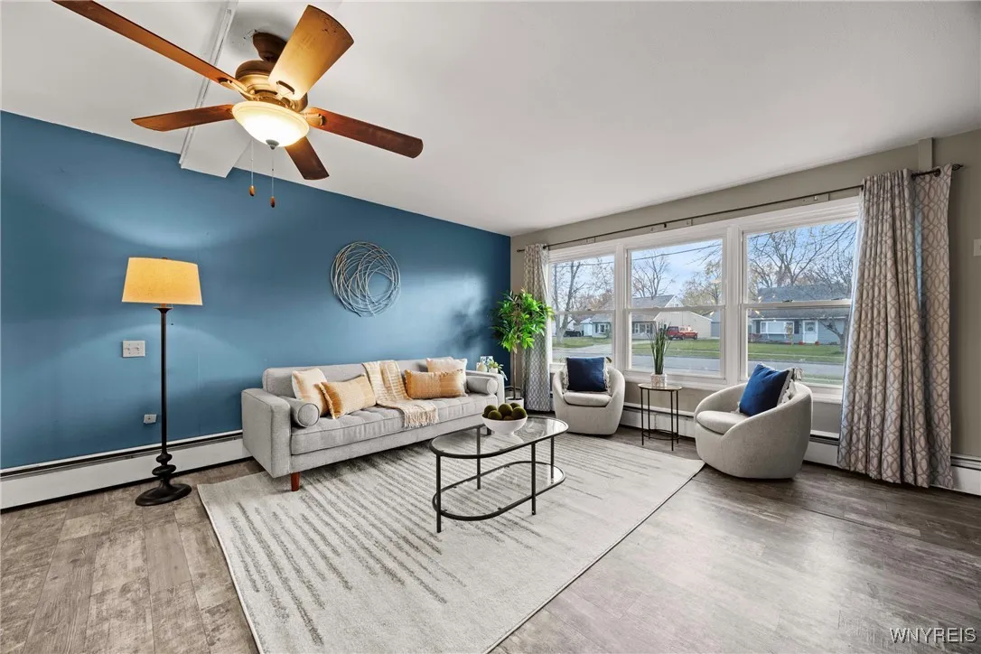 1118 La Salle Avenue, Grand Island, New York 14072, Grand Island, New York 14072, 3 Bedrooms Bedrooms, 7 Rooms Rooms,2 BathroomsBathrooms,Residential,For Sale,1118 La Salle Avenue, Grand Island, New York 14072,0,B1642070