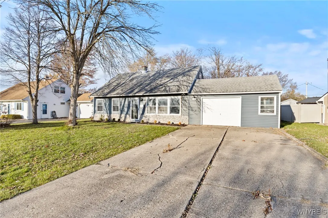 1118 La Salle Avenue, Grand Island, New York 14072, Grand Island, New York 14072, 3 Bedrooms Bedrooms, 7 Rooms Rooms,2 BathroomsBathrooms,Residential,For Sale,1118 La Salle Avenue, Grand Island, New York 14072,0,B1642070