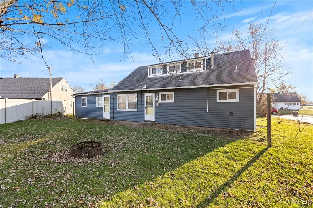 1118 La Salle Avenue, Grand Island, New York 14072, Grand Island, New York 14072, 3 Bedrooms Bedrooms, 7 Rooms Rooms,2 BathroomsBathrooms,Residential,For Sale,1118 La Salle Avenue, Grand Island, New York 14072,0,B1642070