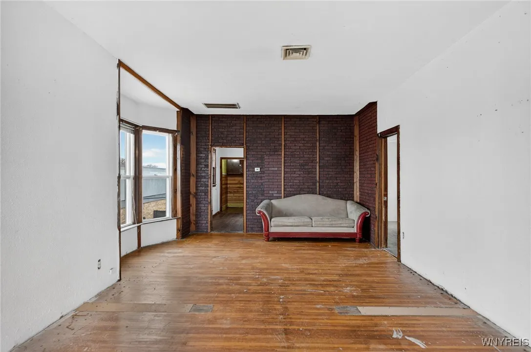 221 Kirby Avenue, Lackawanna, New York 14218, Lackawanna, New York 14218, 3 Bedrooms Bedrooms, ,2 BathroomsBathrooms,Residential,For Sale,221 Kirby Avenue, Lackawanna, New York 14218,0,B1651626