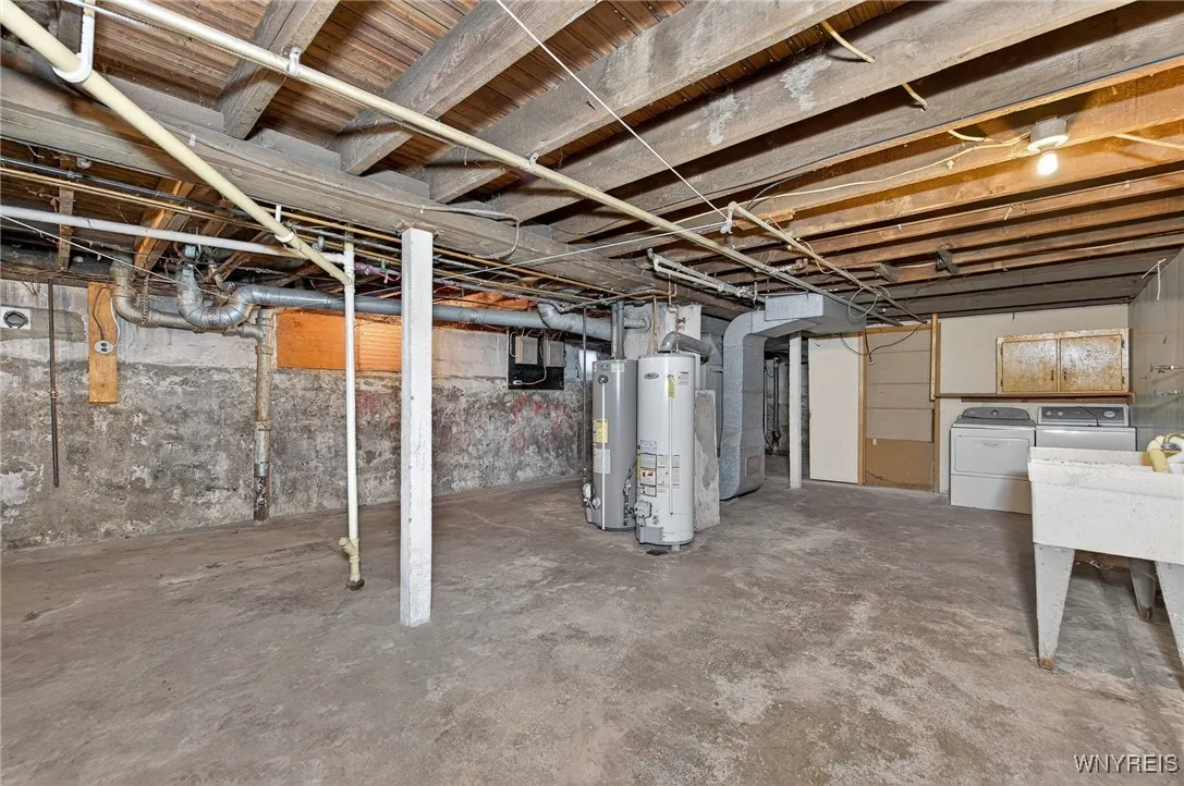 221 Kirby Avenue, Lackawanna, New York 14218, Lackawanna, New York 14218, 3 Bedrooms Bedrooms, ,2 BathroomsBathrooms,Residential,For Sale,221 Kirby Avenue, Lackawanna, New York 14218,0,B1651626